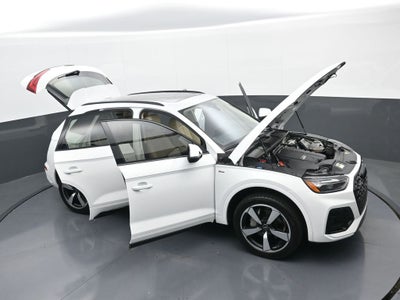 2022 Audi Q5 S line Premium Plus