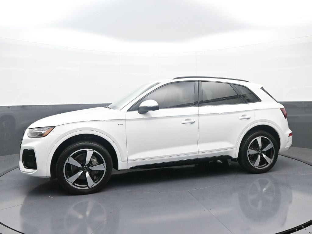 2022 Audi Q5 S line Premium Plus