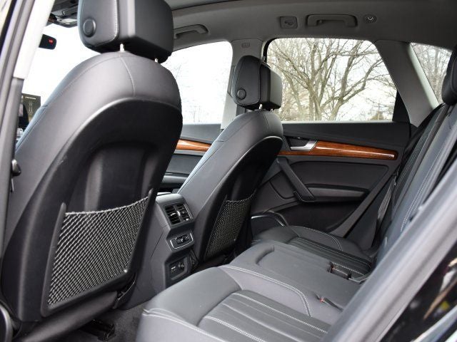 2023 Audi Q5 S line Premium