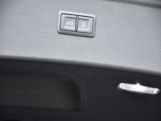 2023 Audi Q5 S line Premium