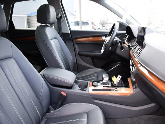 2023 Audi Q5 S line Premium