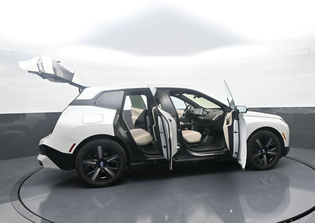 2024 BMW iX xDrive50