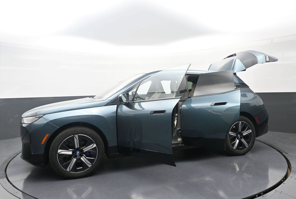 2024 BMW iX xDrive50
