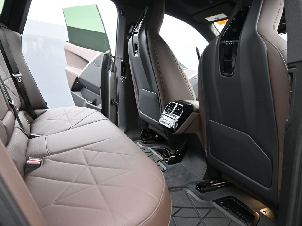 2023 BMW iX xDrive50