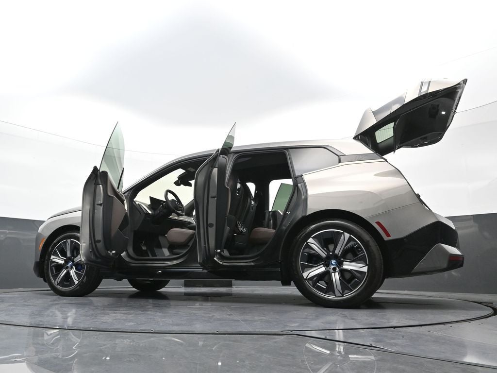 2023 BMW iX xDrive50