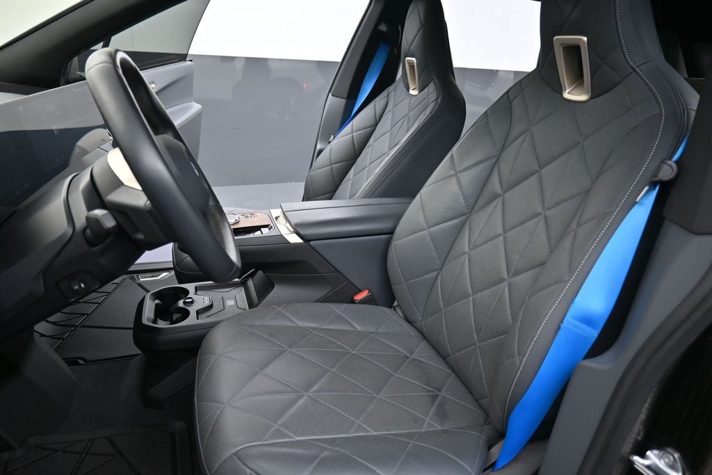 2023 BMW iX M60