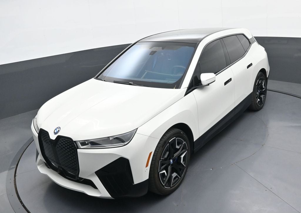 2023 BMW iX M60
