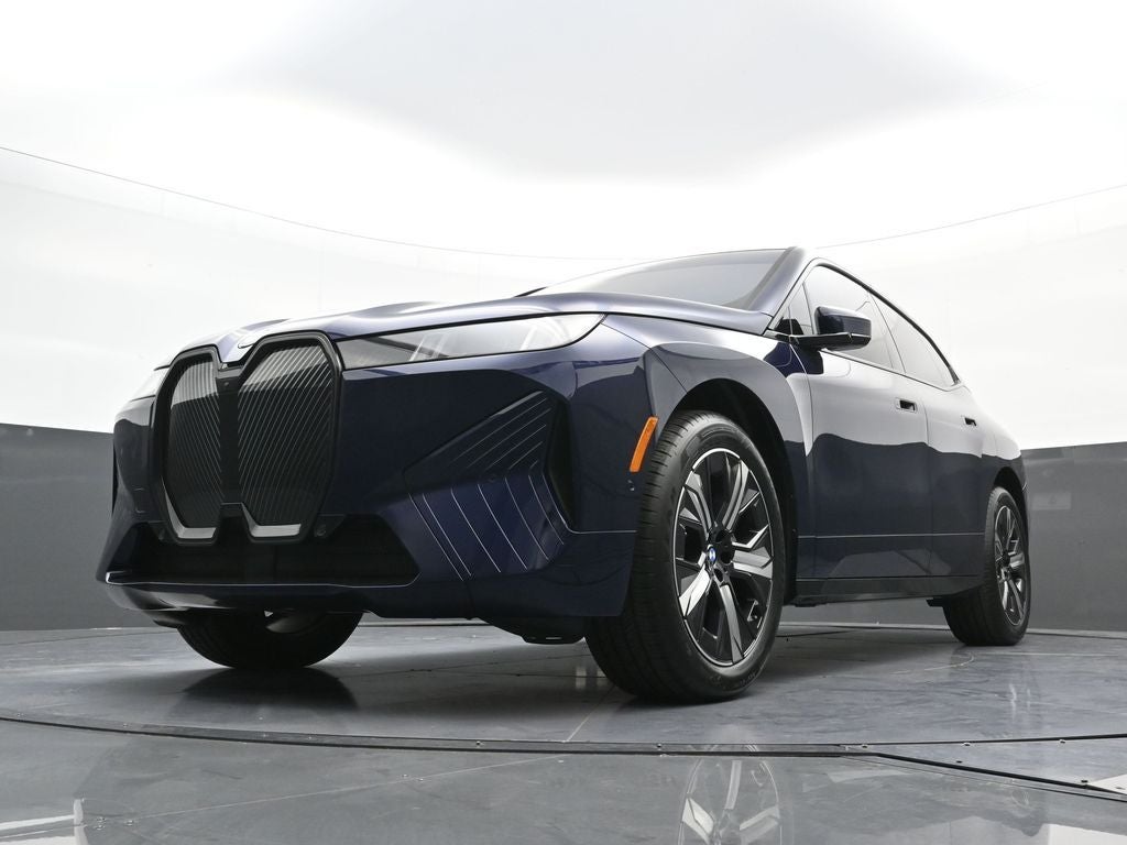 2026 BMW iX xDrive45