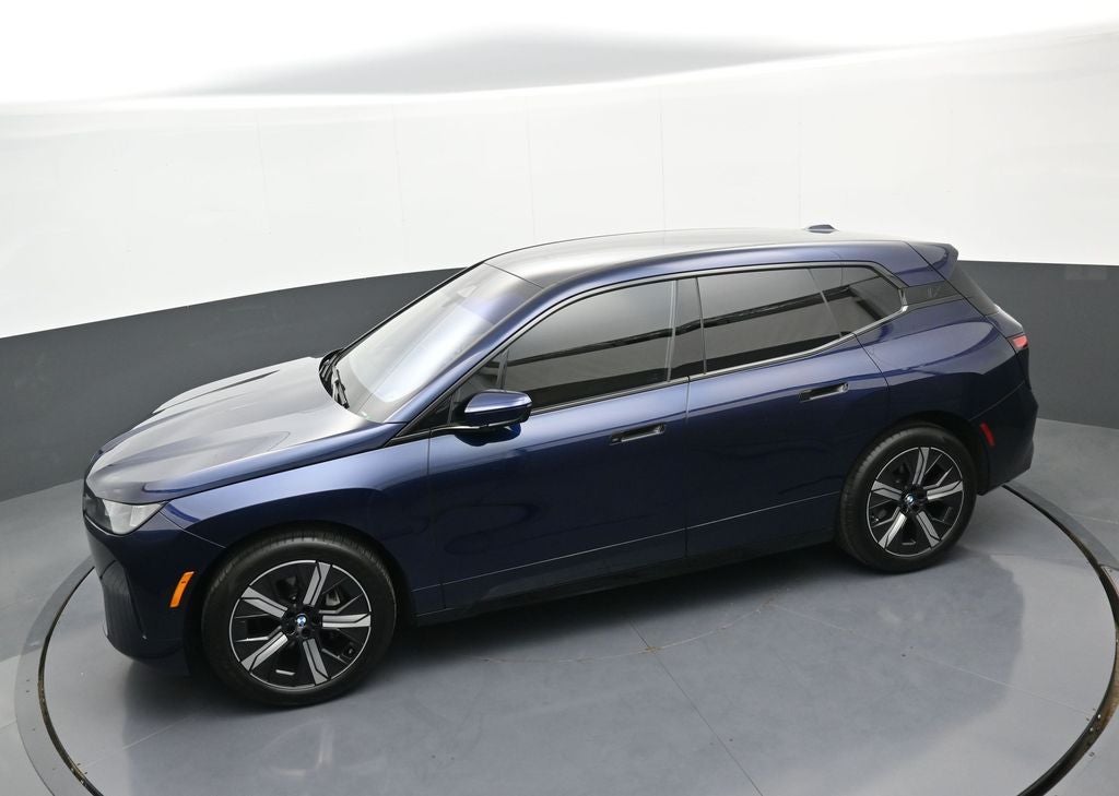 2026 BMW iX xDrive45