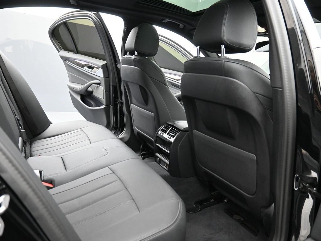 2023 BMW 5 Series 530i xDrive