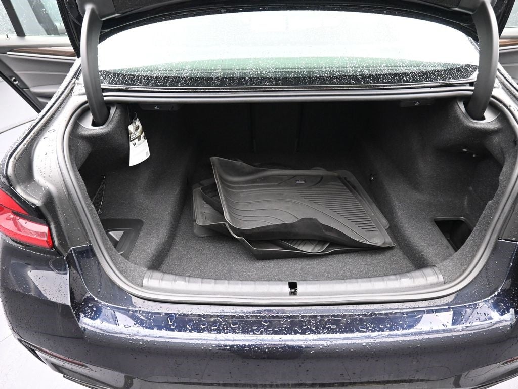 2023 BMW 5 Series M550i xDrive