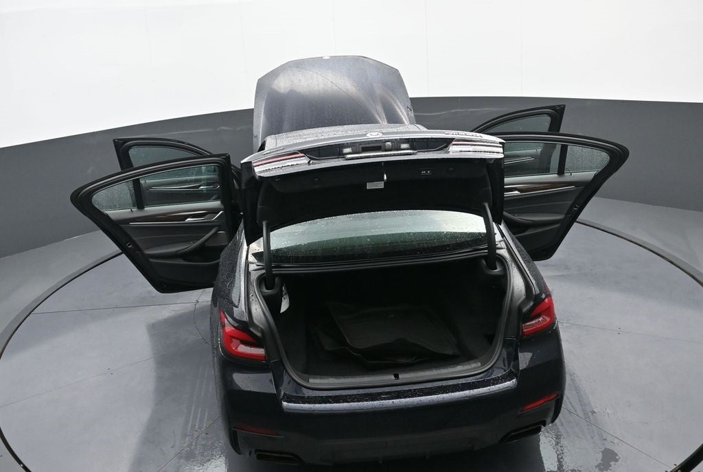 2023 BMW 5 Series M550i xDrive