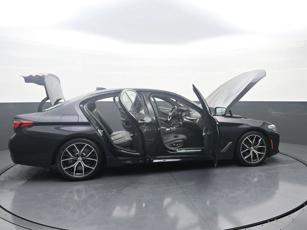 2023 BMW 5 Series M550i xDrive