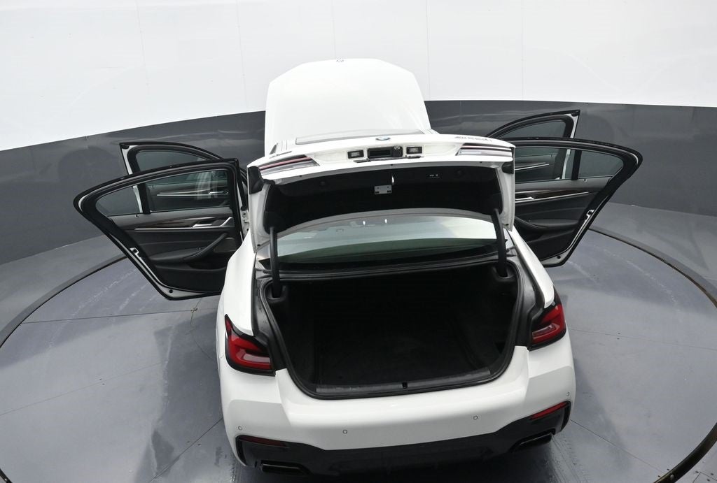 2023 BMW 5 Series M550i xDrive