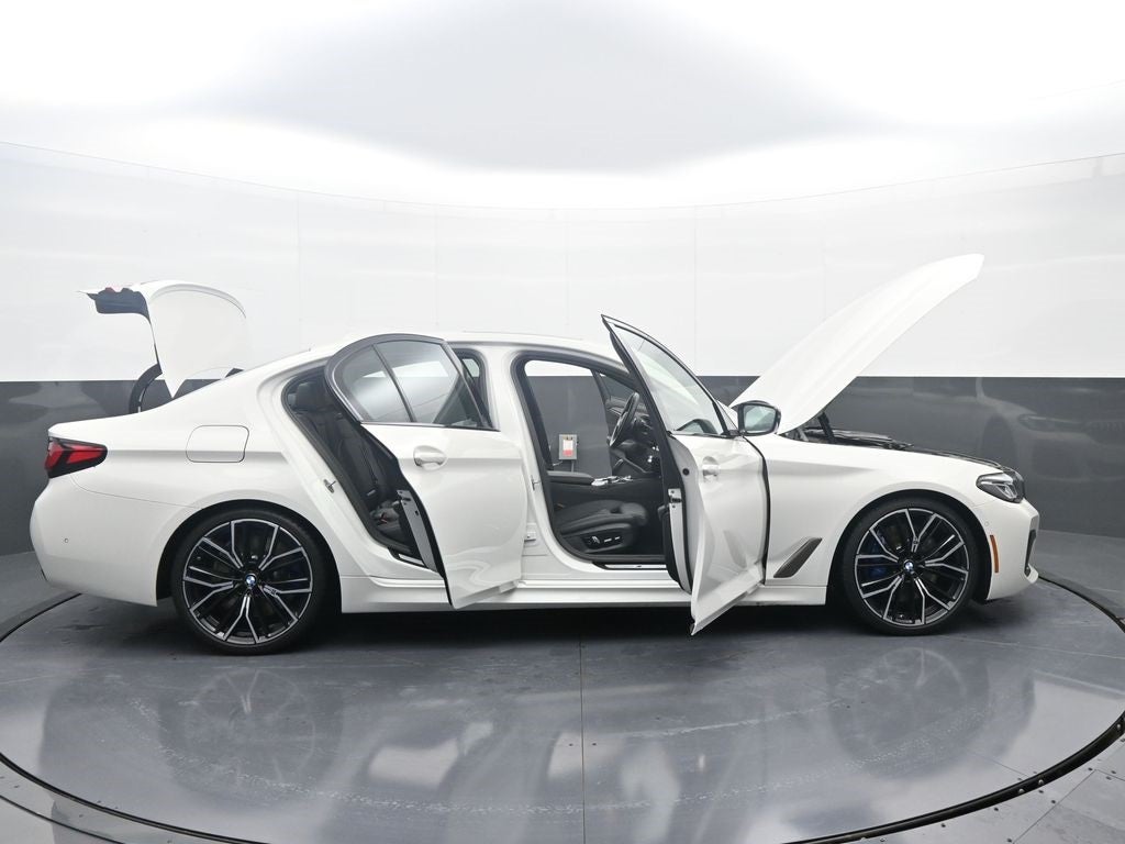2023 BMW 5 Series M550i xDrive