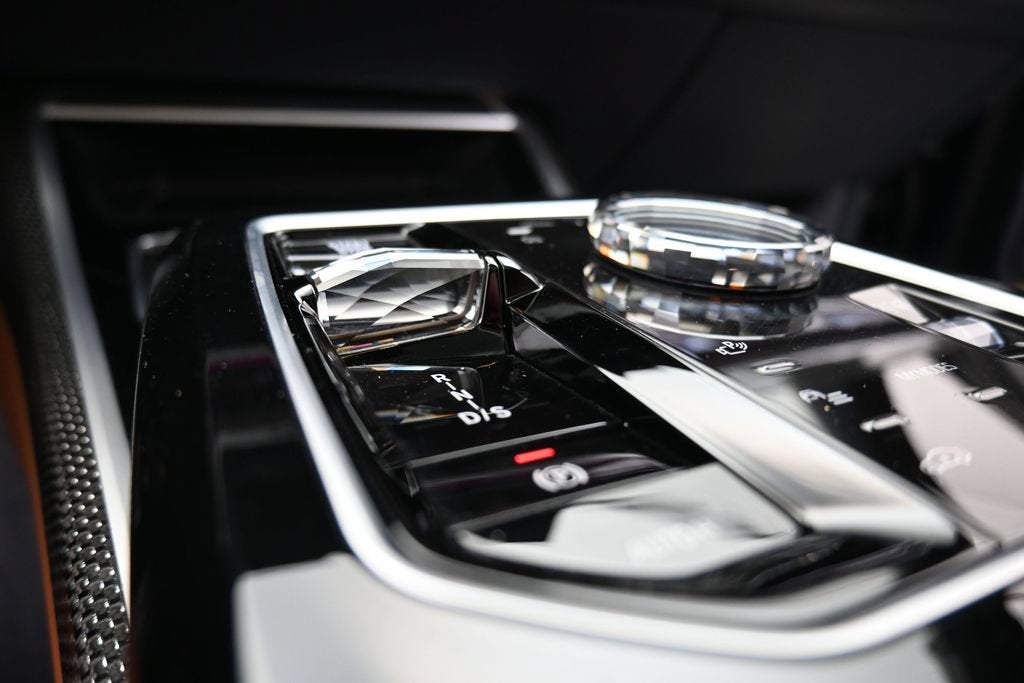 2023 BMW 7 Series 760i xDrive