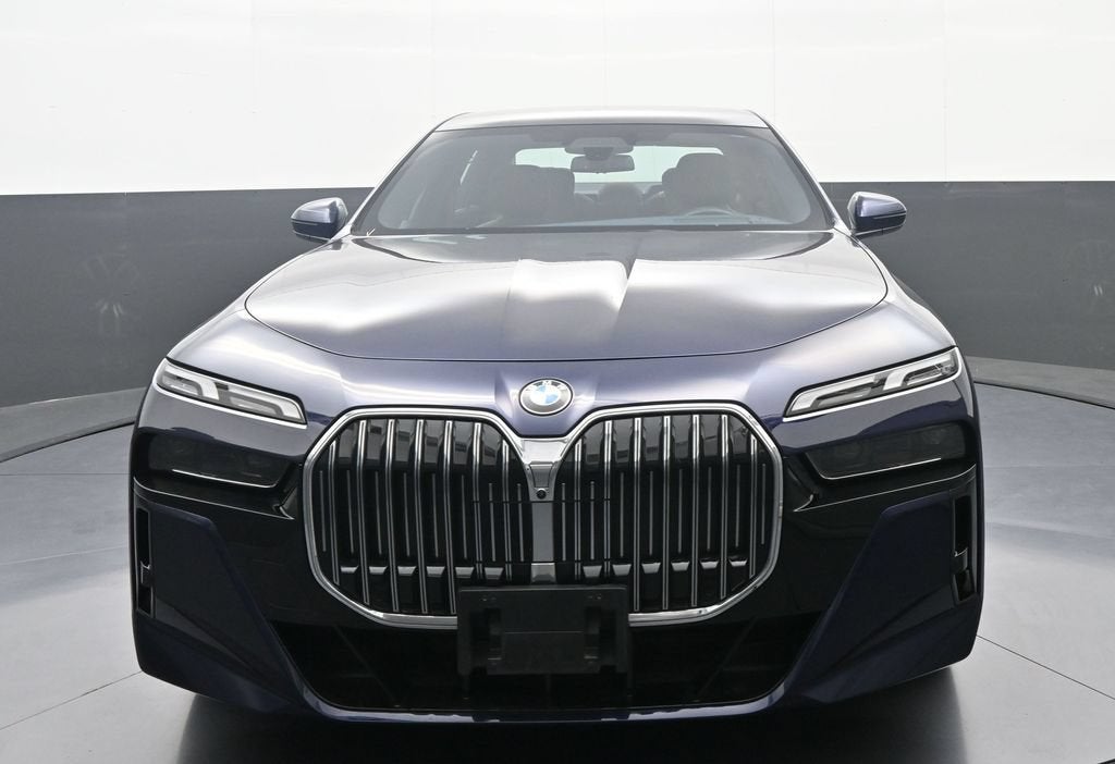 2023 BMW 7 Series 760i xDrive