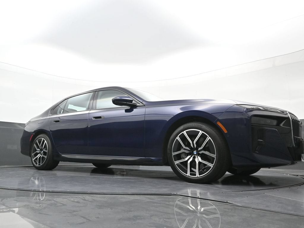 2023 BMW 7 Series 760i xDrive