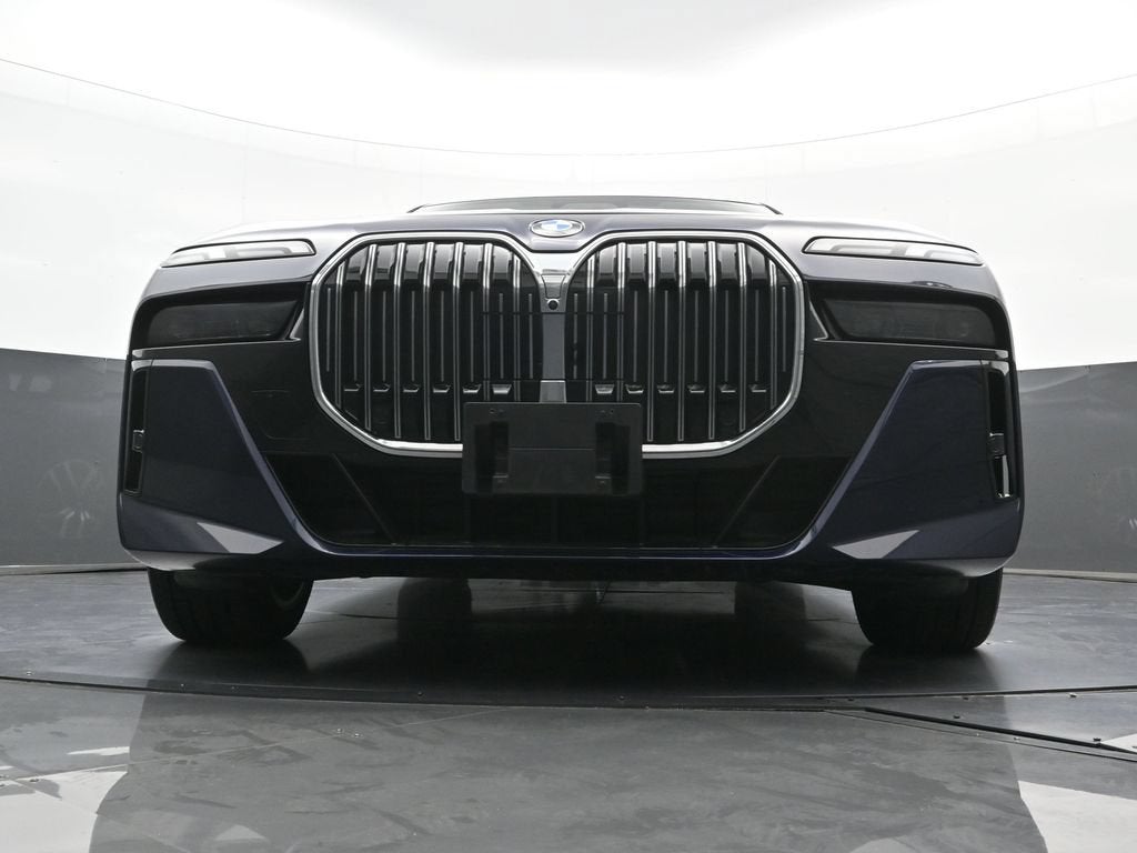2023 BMW 7 Series 760i xDrive