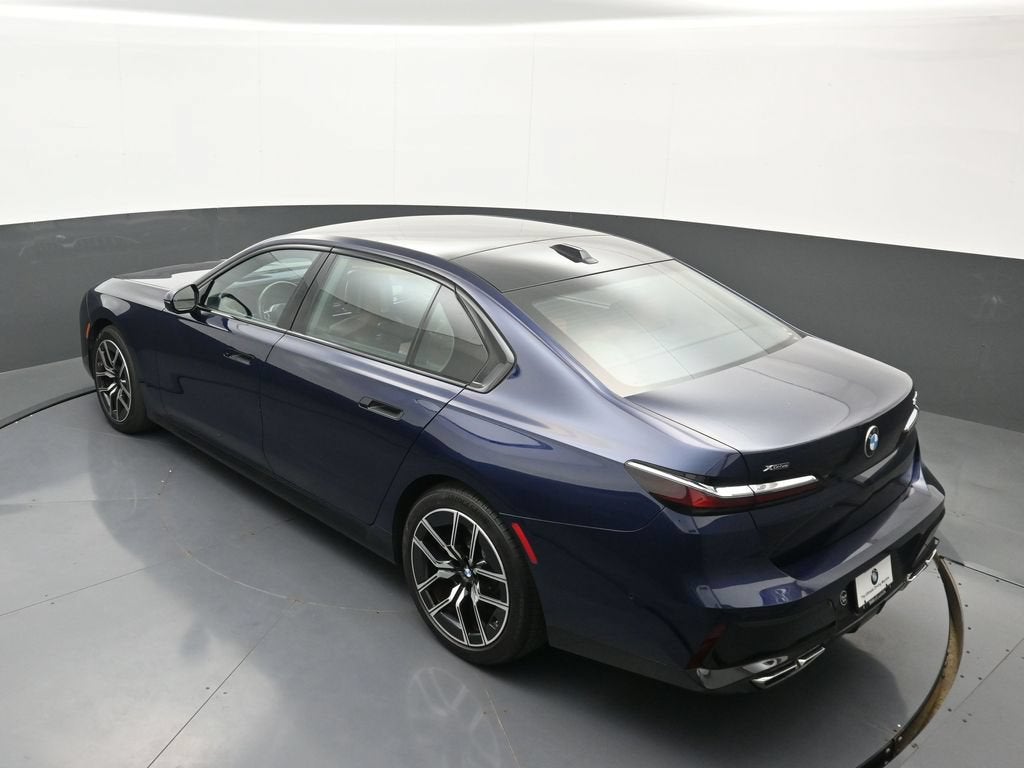 2023 BMW 7 Series 760i xDrive