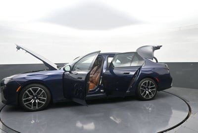 2023 BMW 7 Series 760i xDrive