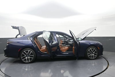 2023 BMW 7 Series 760i xDrive