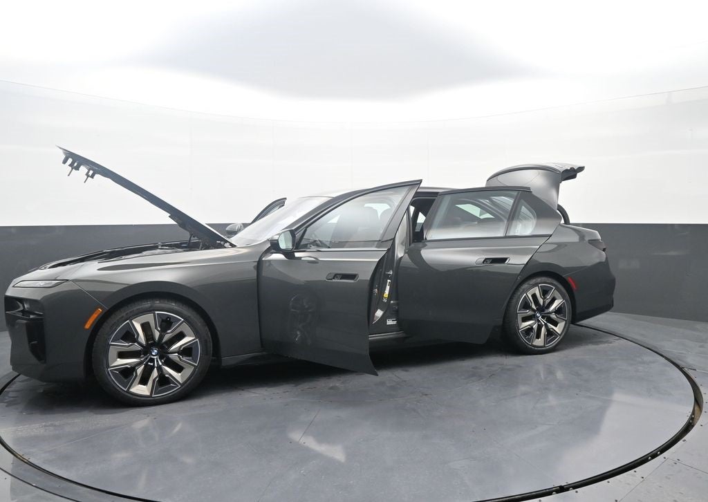 2023 BMW 7 Series 760i xDrive