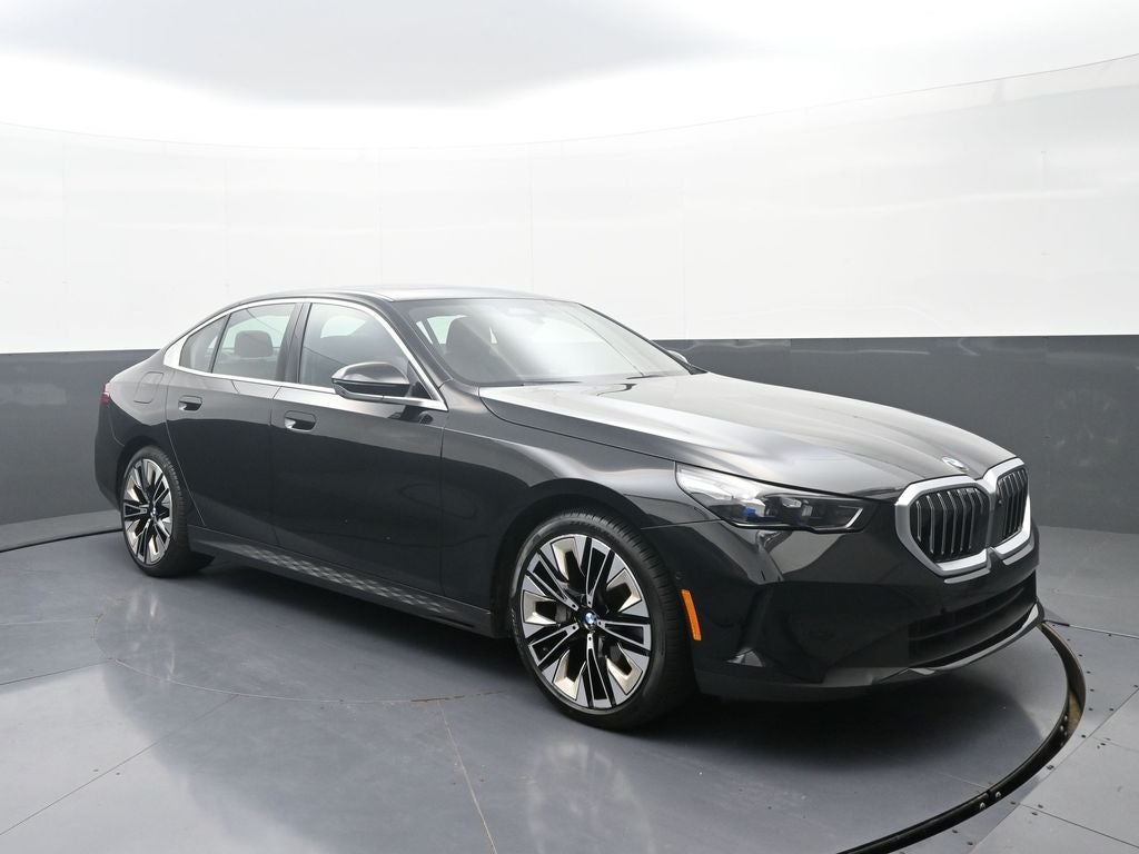 2025 BMW 5 Series 540i xDrive