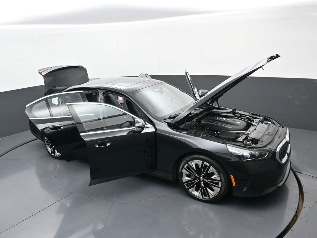 2025 BMW 5 Series 540i xDrive