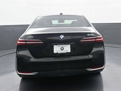 2025 BMW 5 Series 540i xDrive