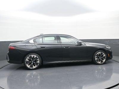 2025 BMW 5 Series 540i xDrive
