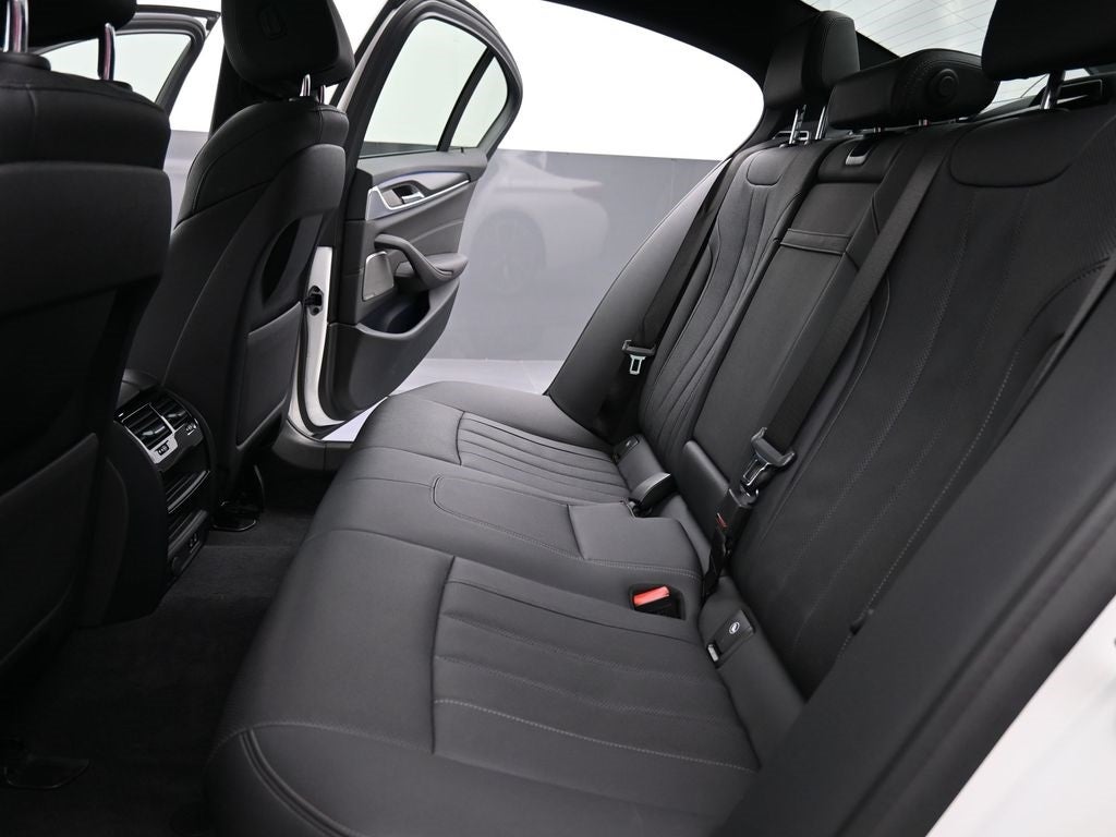 2021 BMW 5 Series 540i xDrive