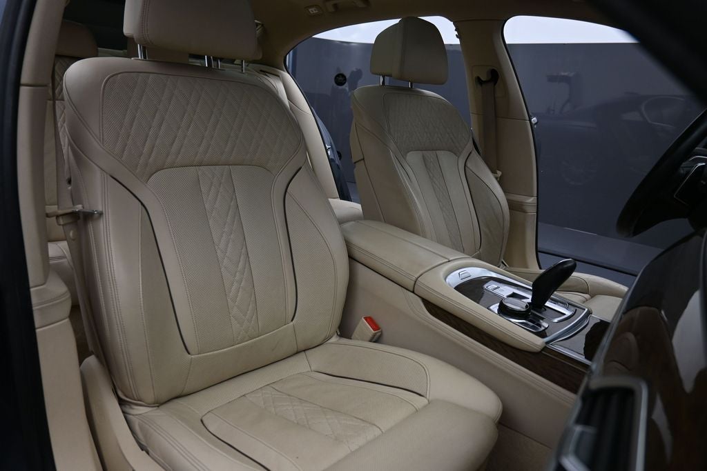 2016 BMW 7 Series 740i