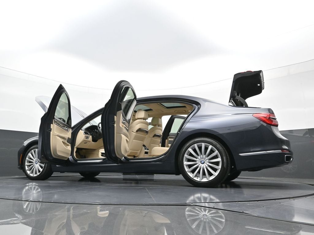 2016 BMW 7 Series 740i