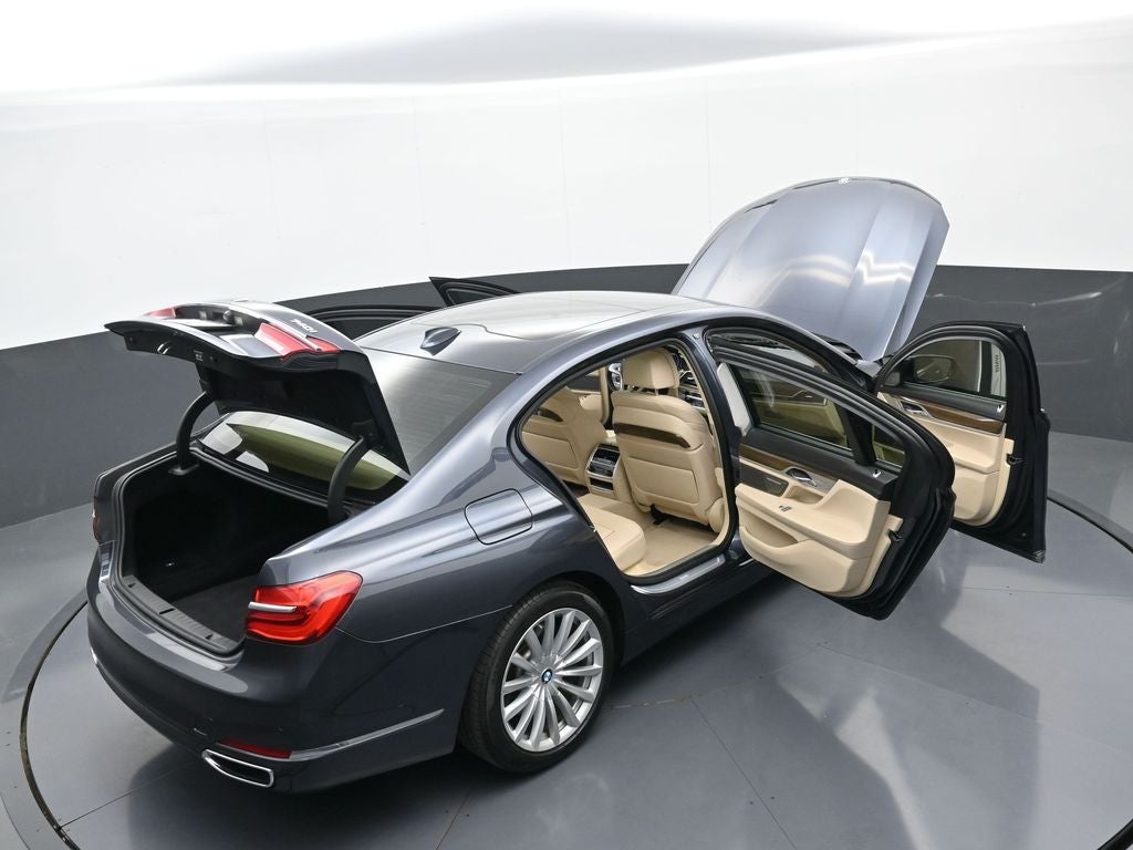2016 BMW 7 Series 740i
