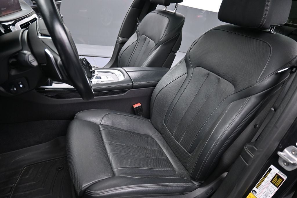 2019 BMW 7 Series 740i xDrive