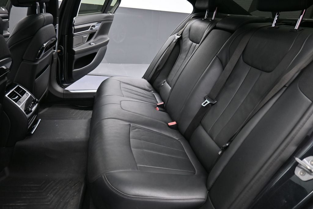 2019 BMW 7 Series 740i xDrive