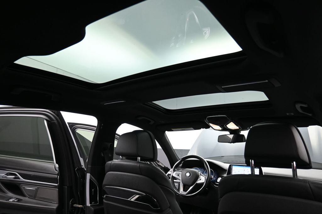 2019 BMW 7 Series 740i xDrive