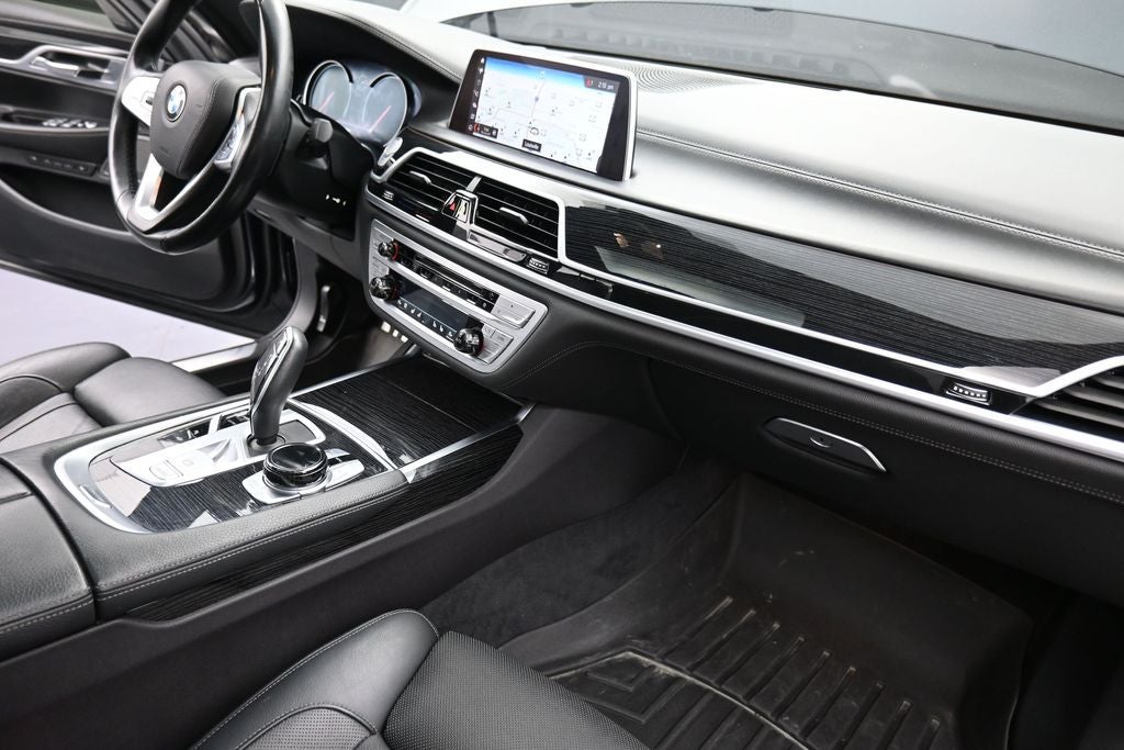 2019 BMW 7 Series 740i xDrive