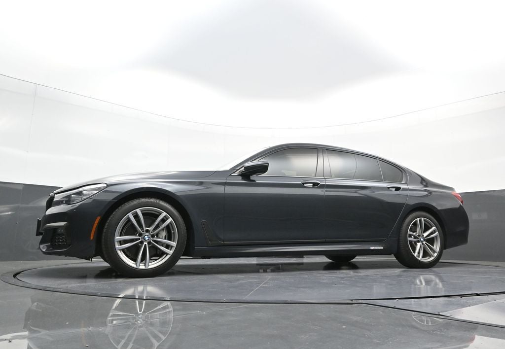 2019 BMW 7 Series 740i xDrive