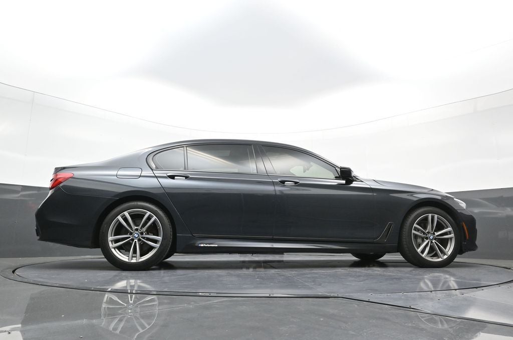 2019 BMW 7 Series 740i xDrive