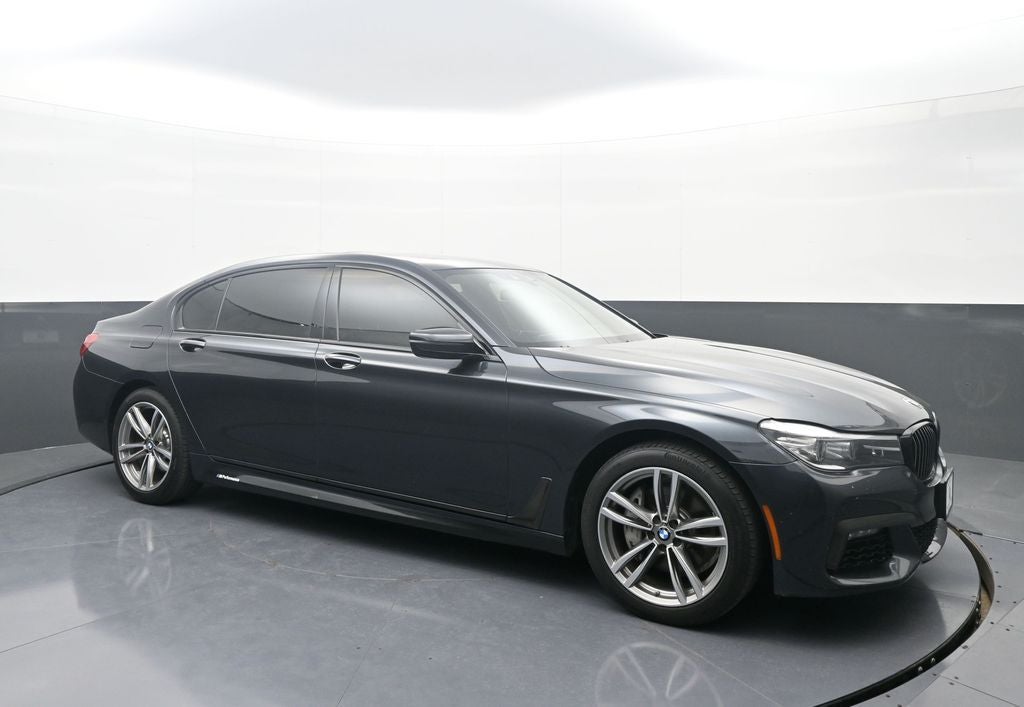 2019 BMW 7 Series 740i xDrive