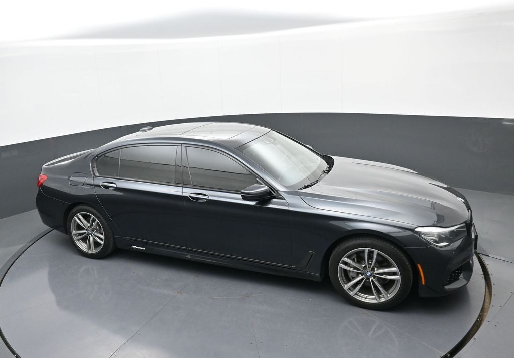2019 BMW 7 Series 740i xDrive