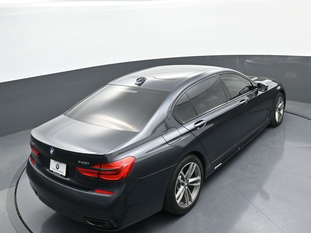 2019 BMW 7 Series 740i xDrive