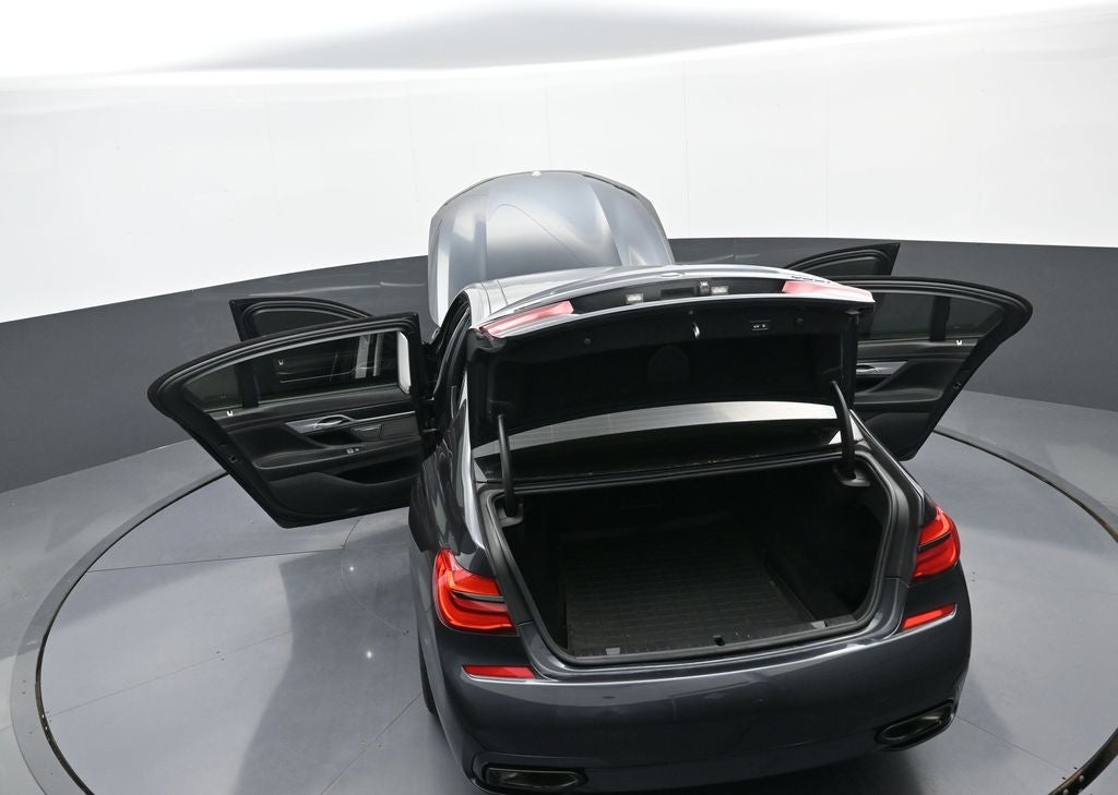 2019 BMW 7 Series 740i xDrive