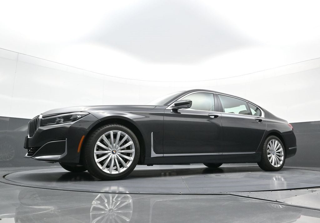 2022 BMW 7 Series 740i xDrive