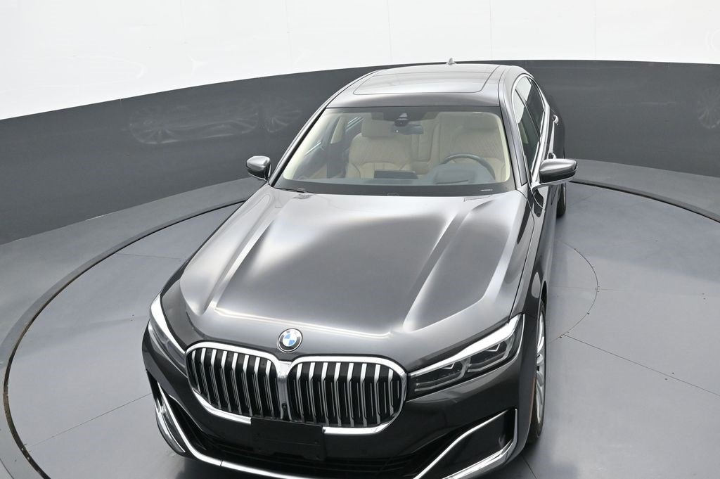 2022 BMW 7 Series 740i xDrive