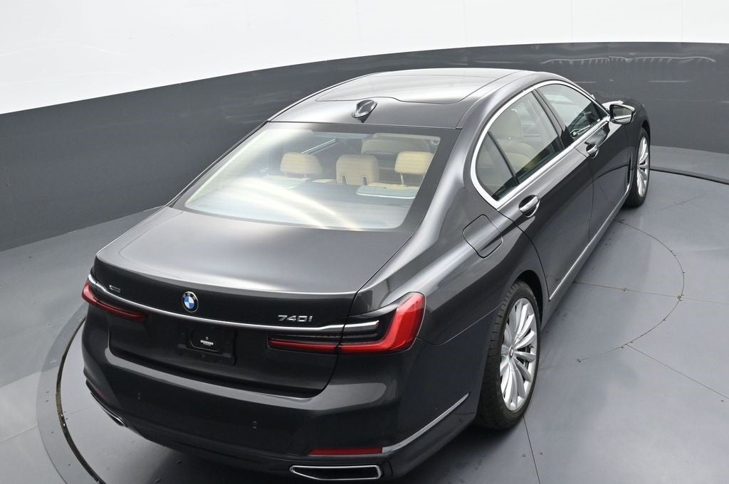 2022 BMW 7 Series 740i xDrive