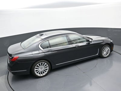 2022 BMW 7 Series 740i xDrive