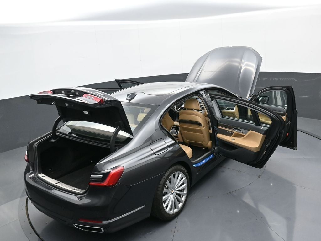 2022 BMW 7 Series 740i xDrive